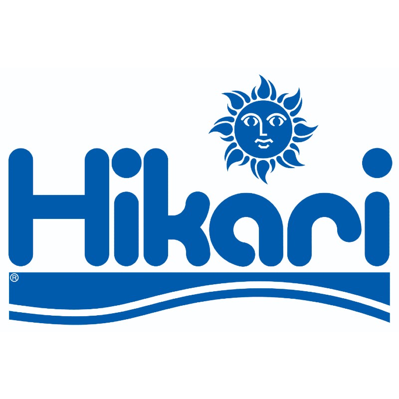De Koi en aquariumvissen is een bezigheid die uit Japan is komen overwaaien. Het houden van vissen in een vijver of aquarium is daar meer dan een hobby, het behoort tot de Japanse cultuur. Hikari hoort bij deze cultuur en heeft al meer dan 140 jaar ervaring op het gebied van kweken van siervissen en Koi en dus ook in het produceren van visvoer. 
In eigen fabrieken wordt  onderzoek gedaan naar de natuurlijke eetgewoonten en voedselbehoeften van zoet- en zee¬water¬vissen. 

Hikari voer wordt vanzelfsprekend ook gebruikt in de eigen kwekerijen, zodat het resultaat meteen beoordeeld en verfijnd wordt. Hikari biedt vele soorten visvoer, elk met unieke eigenschappen zodat ze gemakkelijk geaccepteerd worden door het soort vis waarvoor ze ontwikkeld zijn. Deze ultiema aandacht voor details zorgt ervoor dat Hikari zelfs door de meest kieskeurige eters snel de voorkeur zal krijgen. Bestel Hikari op diertotaal.nl